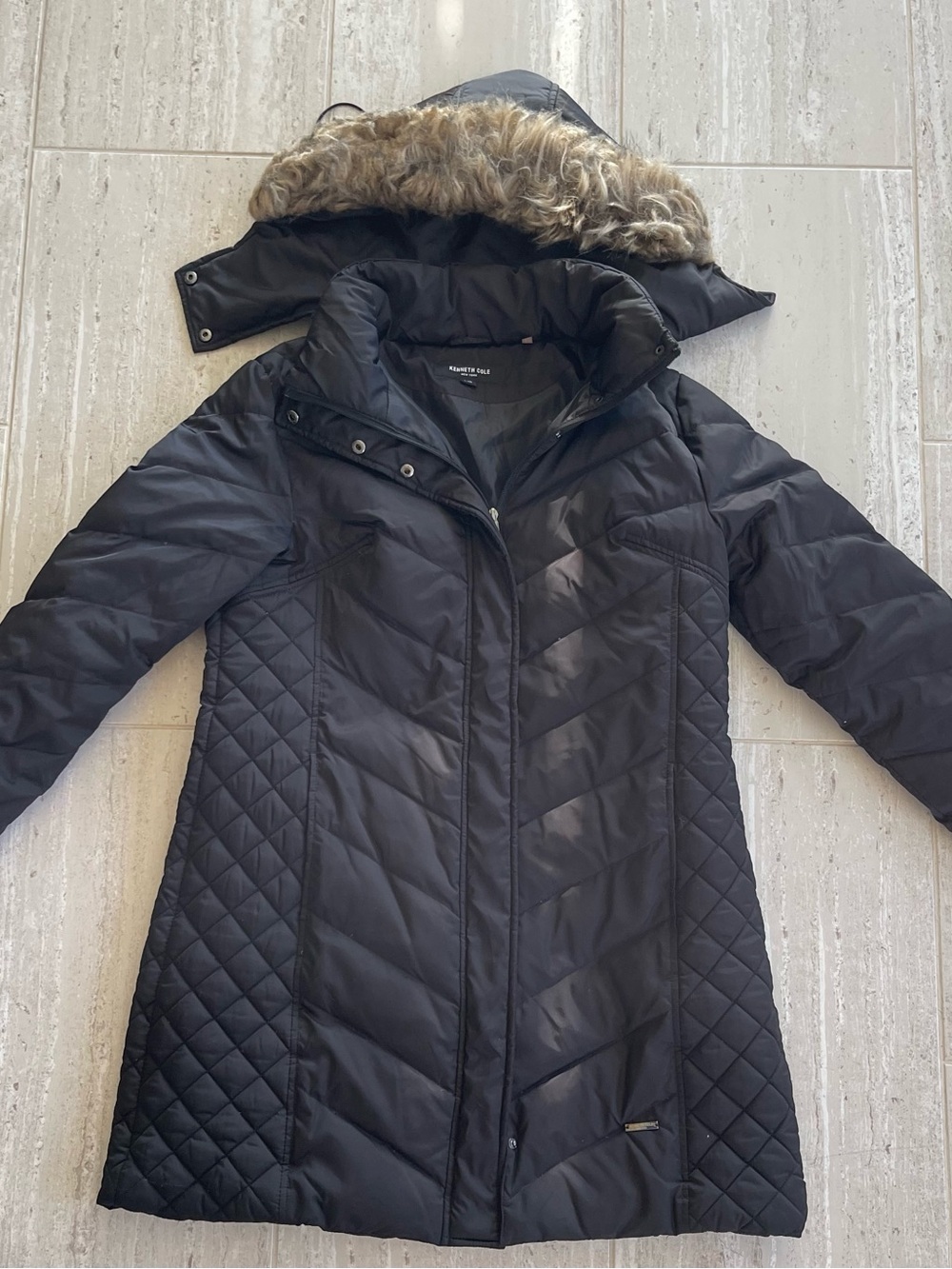 Kenneth Cole Black Quilted-Panel Long Puffer Coat with Faux-Fur Hood
